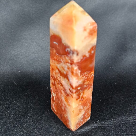 Red Carnelian Tower - Picture 3 of 9